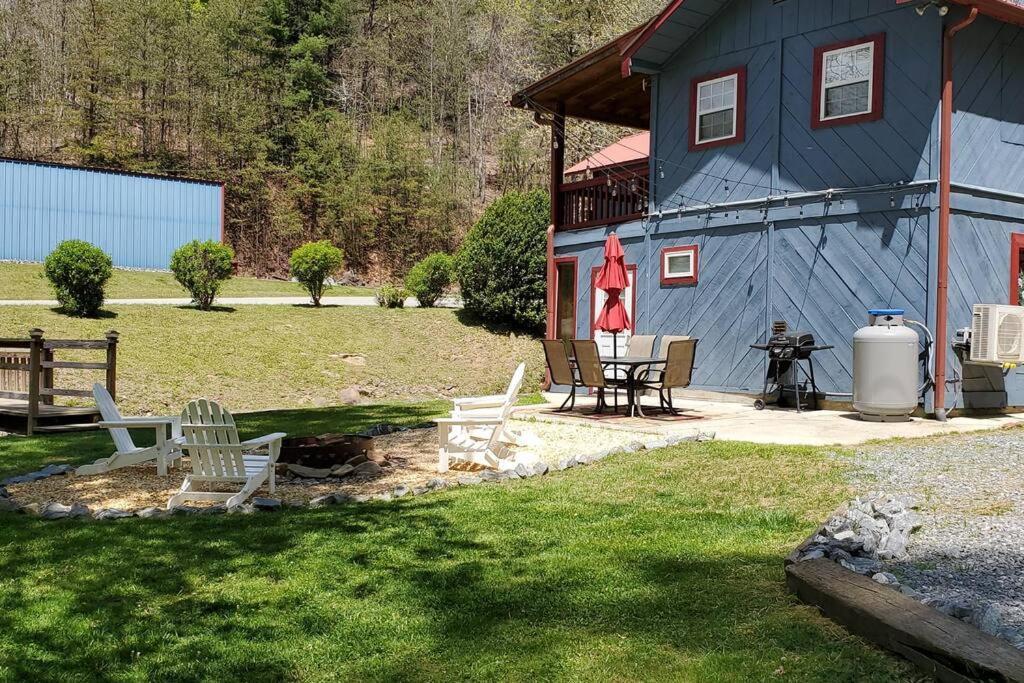 Waterwheel Cabin By The Creek Murphy Exterior photo